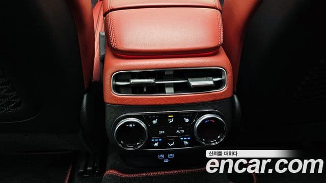 Genesis GV70, 2021 18