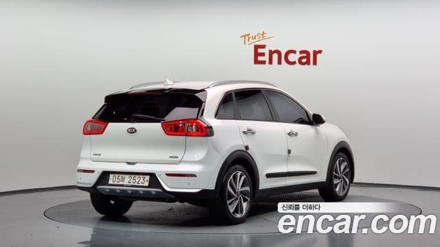 Kia Niro Prestige, 2017 2