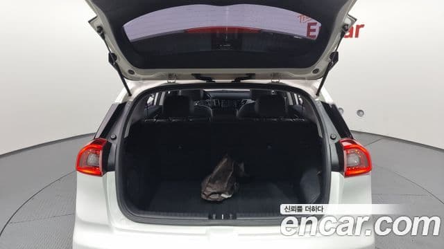 Kia Niro Prestige, 2017 20