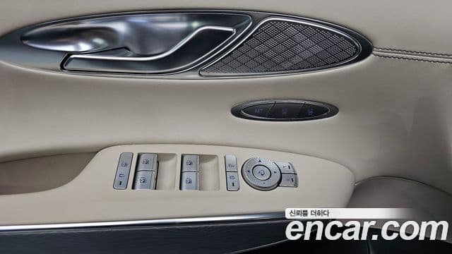 Genesis GV70, 2023 12