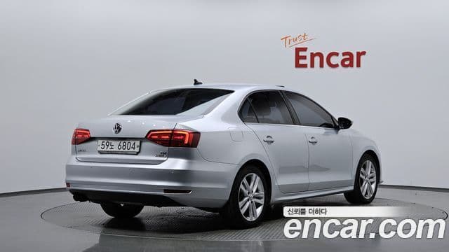 Volkswagen New Jetta 6세대, 2015 2