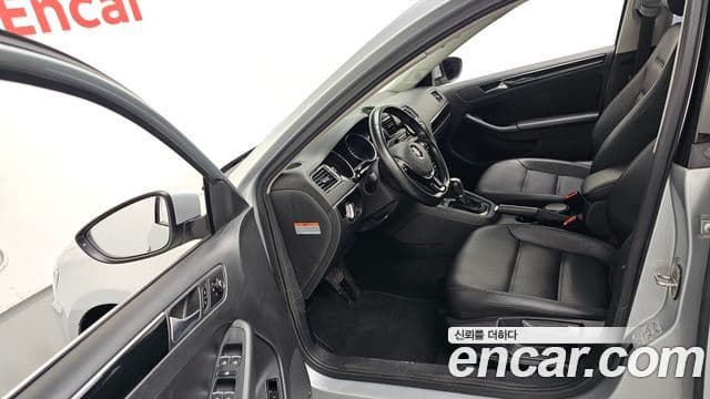 Volkswagen New Jetta 6세대, 2015 10