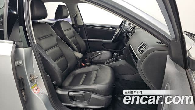 Volkswagen New Jetta 6세대, 2015 12