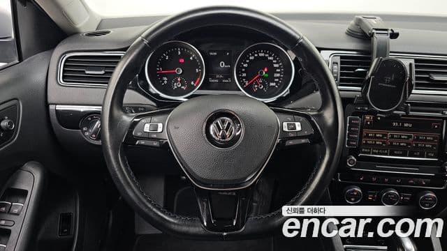 Volkswagen New Jetta 6세대, 2015 13