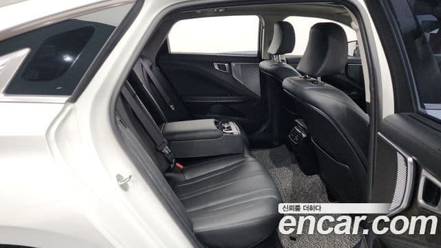 Kia K8 гибрид Noblesse, 2023 12