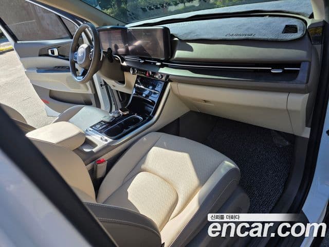 Kia Carnival 4세대 Signature, 2023 11