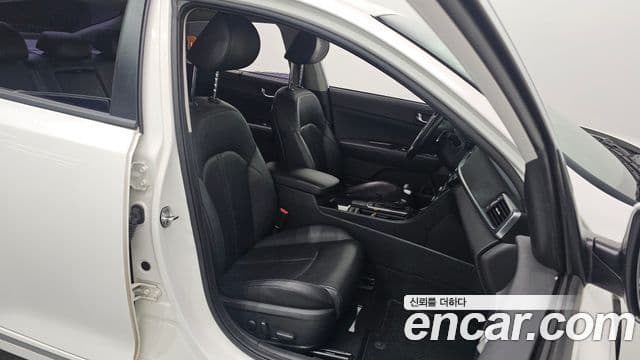 Kia K5 2세대 Noblesse, 2017 11