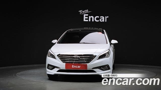 Hyundai LF Sonata 2.0 Smart, 2015 3