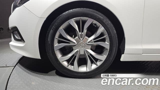 Hyundai LF Sonata 2.0 Smart, 2015 все фото