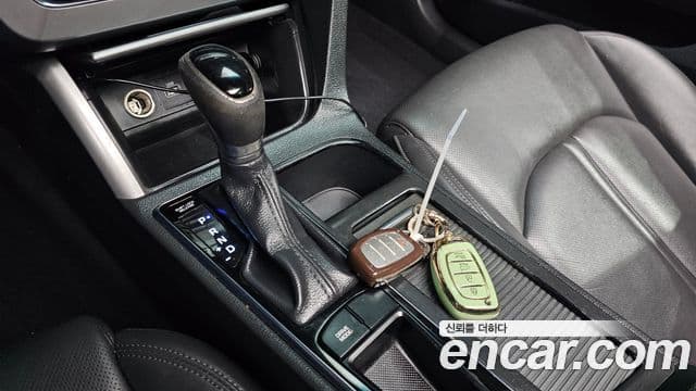 Hyundai LF Sonata 2.0 Smart, 2015 9