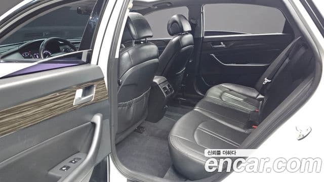 Hyundai LF Sonata 2.0 Smart, 2015 12