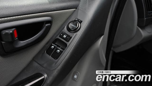 Hyundai Grand Starex CVX Deluxe, 2014 17