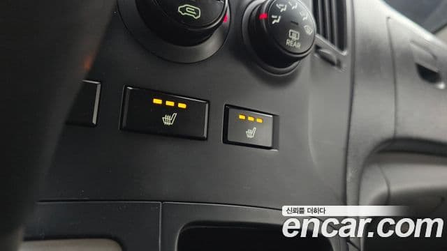 Hyundai Grand Starex CVX Deluxe, 2014 18