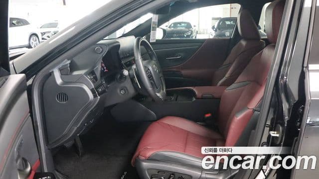 Lexus ES300h 7세대 Luxury Plus, 2026 9