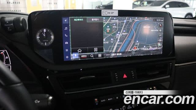 Lexus ES300h 7세대 Luxury Plus, 2026 13