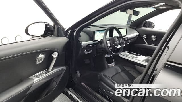 Genesis GV60 Standard, 2023 10