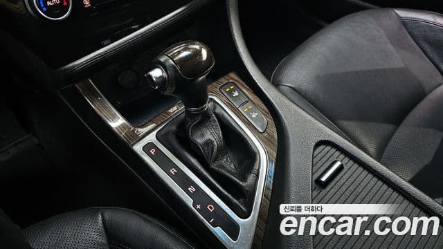 Kia The / новый New K5 Prestige, 2015 9