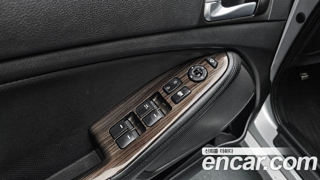 Kia The / новый New K5 Prestige, 2015 14