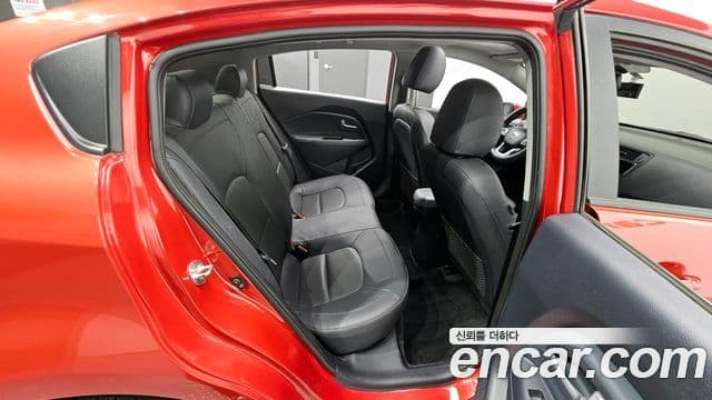 Kia All New Pride Prestige, 2014 12