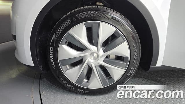 Tesla модель Y, 2024 все фото