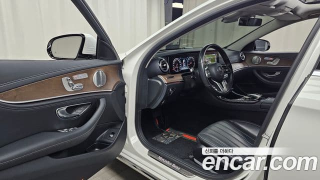 Mercedes-Benz E-класс W213 Exclusive, 2019 10