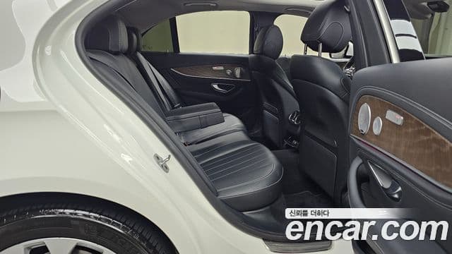 Mercedes-Benz E-класс W213 Exclusive, 2019 12