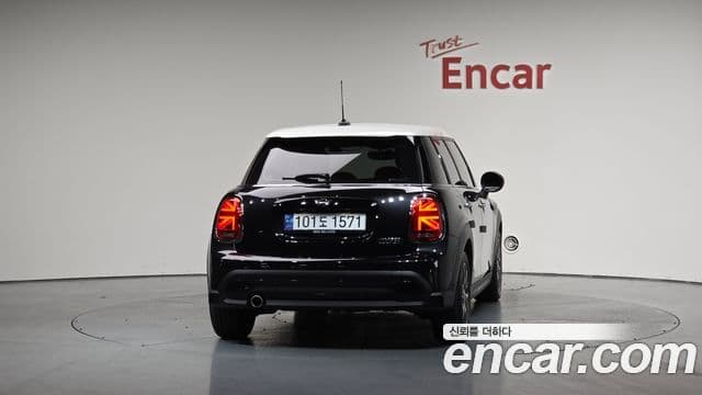 Mini Cooper 3세대, 2024 4