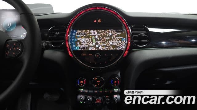 Mini Cooper 3세대, 2024 14