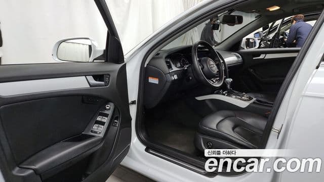 Audi New A4 B8, 2015 10