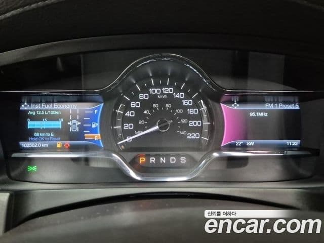 Lincoln New MKS, 2016 19