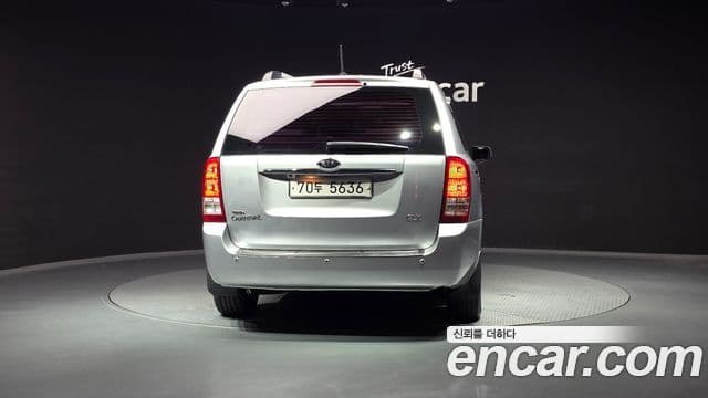 Kia Carnival R R Special, 2011 4