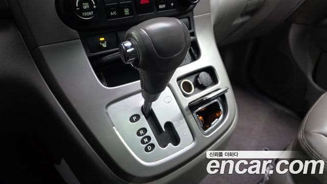 Kia Carnival R R Special, 2011 9