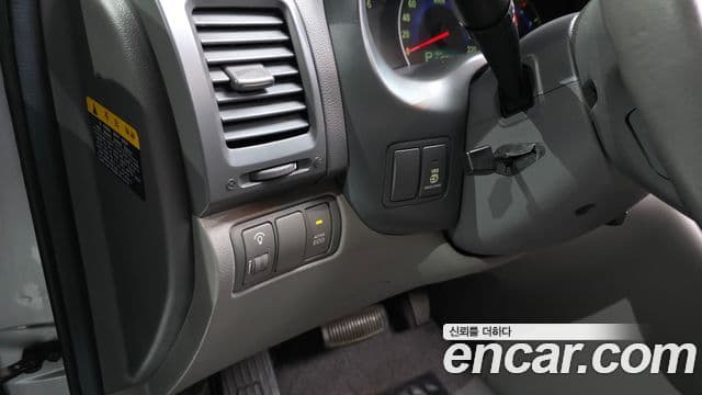 Kia Carnival R R Special, 2011 16