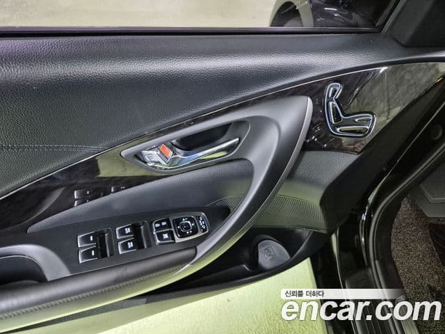 Hyundai Grandeur HG гибрид Premium, 2016 8