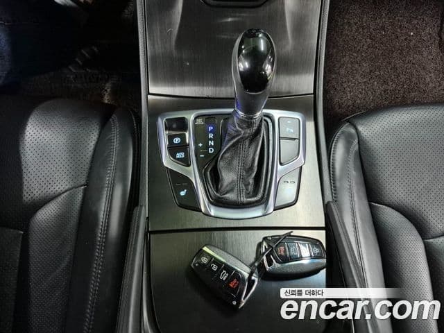 Hyundai Grandeur HG гибрид Premium, 2016 16