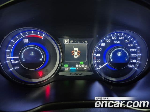 Hyundai Grandeur HG гибрид Premium, 2016 19