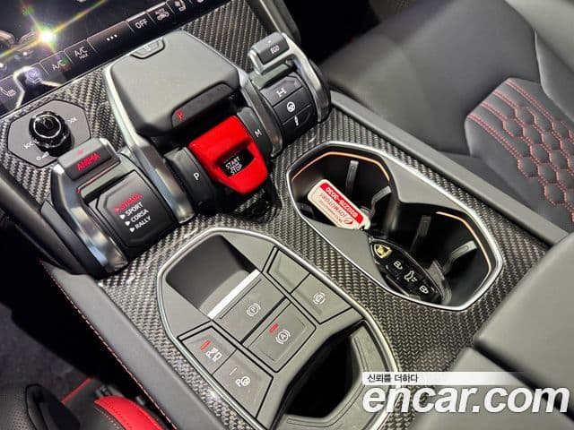 Lamborghini Urus 4.0 V8 Performante, 2024 10