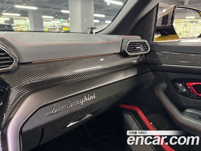 Lamborghini Urus 4.0 V8 Performante, 2024 11