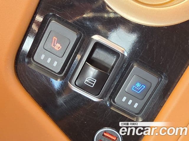 Kia Carnival 4세대 бензин 9인승 High Limousine(компания по спецнадстройкам), 2021 11