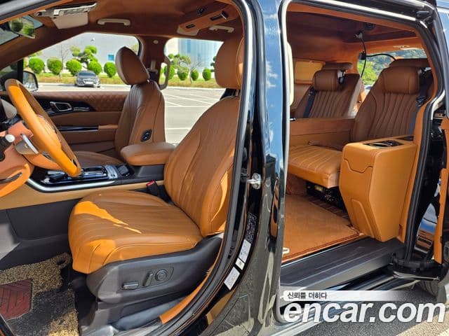 Kia Carnival 4세대 бензин 9인승 High Limousine(компания по спецнадстройкам), 2021 14