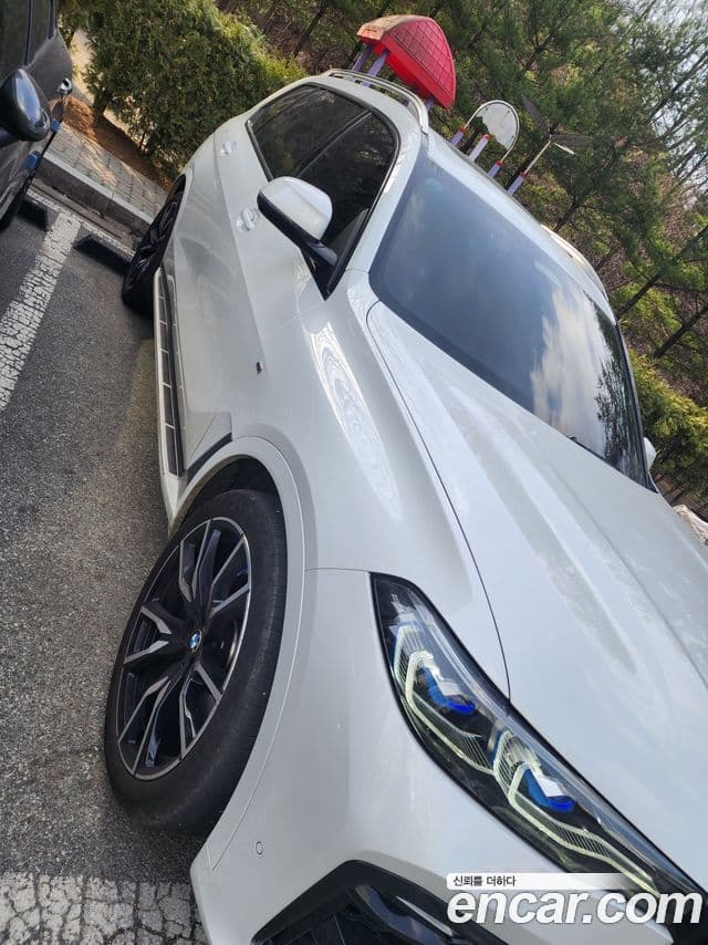 BMW X7 (G07) xDrive 40d M Sport 6인승, 2022 9