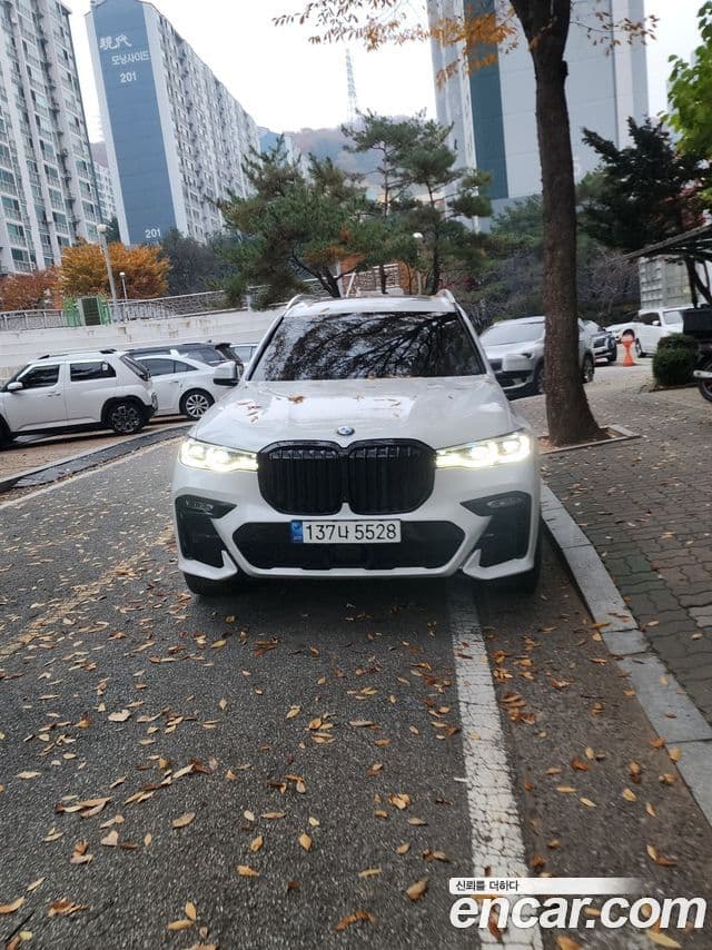 BMW X7 (G07) xDrive 40d M Sport 6인승, 2022 12