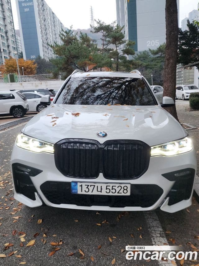 BMW X7 (G07) xDrive 40d M Sport 6인승, 2022 13