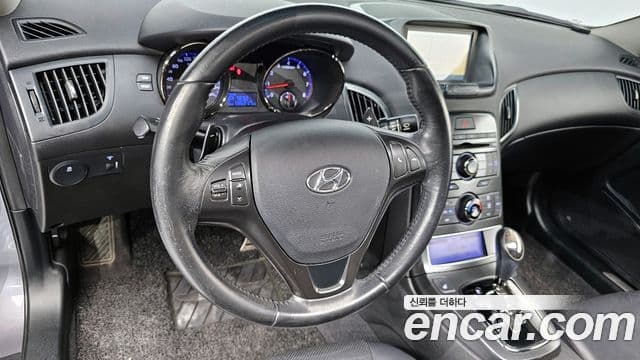 Hyundai Genesis купе 200 турбо R, 2011 13