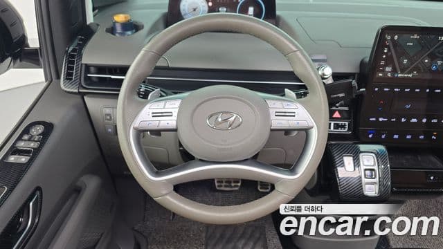 Hyundai Staria Inspiration, 2024 13