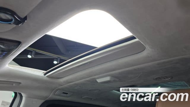 Hyundai Staria Inspiration, 2024 18