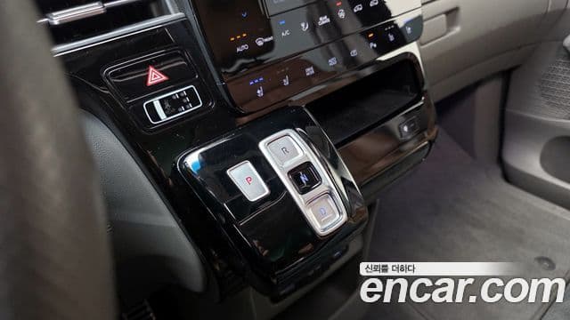 Hyundai Staria Inspiration, 2023 9