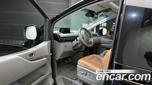 Hyundai Staria Inspiration, 2023 10