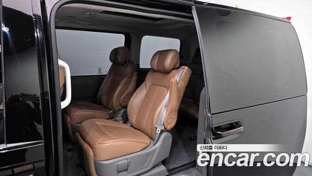 Hyundai Staria Inspiration, 2023 12