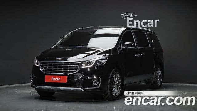 Kia All New Carnival Luxury, 2015 1
